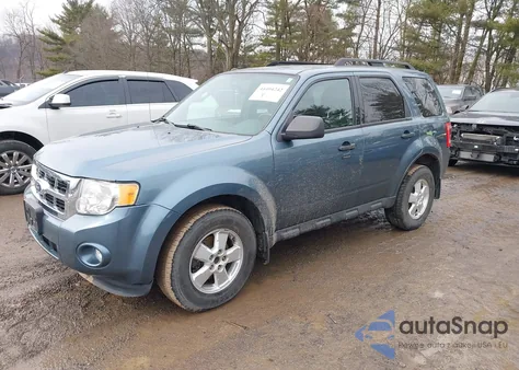 2011 Ford Escape Xlt z USA, uszkodzony, nr VIN 1FMCU9D72BKB71249